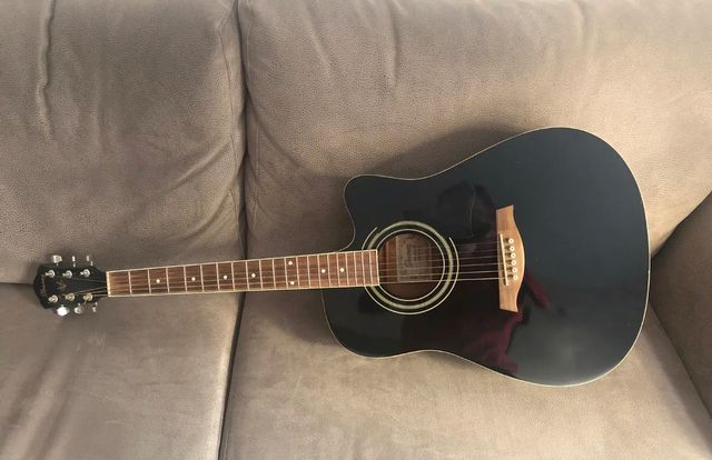 Guitarra Acústica IBANEZ v72ece-bk-2y-02 de segunda mano por 120 EUR en