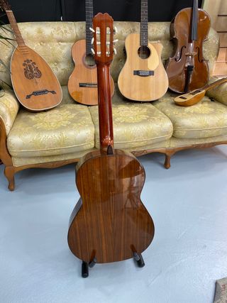 Guitarra española Admira Modelo monica de segunda mano por 90 EUR en Elche  en WALLAPOP