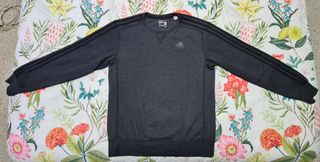 Sudadera Adidas gris oscuro talla M de segunda mano por 30 EUR en Alcalá de  Guadaíra en WALLAPOP