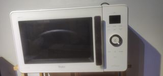 Microondas y horno Whirlpool jet cuisine 6th sense de segunda mano por 80  EUR en Alicante en WALLAPOP