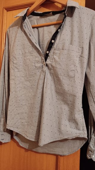 Camisa mujer zara rayas azul estampada topos de segunda mano por 8 EUR en  Madrid en WALLAPOP