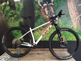 Bh Ultimate Rc 7.5 2022 de segunda mano por 2.249,9 EUR en Badajoz en  WALLAPOP