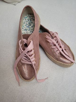 ZAPATILLAS ESPARTO ROSA 39 de segunda mano por 5 EUR en Málaga en WALLAPOP