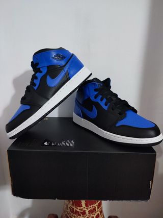 Air Jordan 1 Mid Gs , talla 40 de segunda mano por 150 EUR en Elche en  WALLAPOP