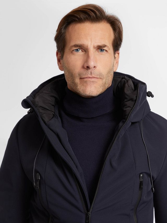 Abrigo capucha  Álvaro Moreno. Talla S. Azul Marin