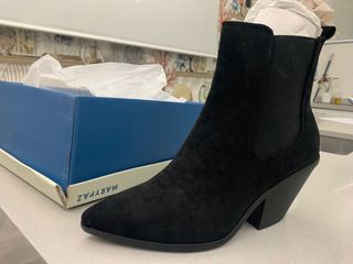 Botines cowboy Mary paz sin estrenar de segunda mano por 5 EUR en Campo  Real en WALLAPOP