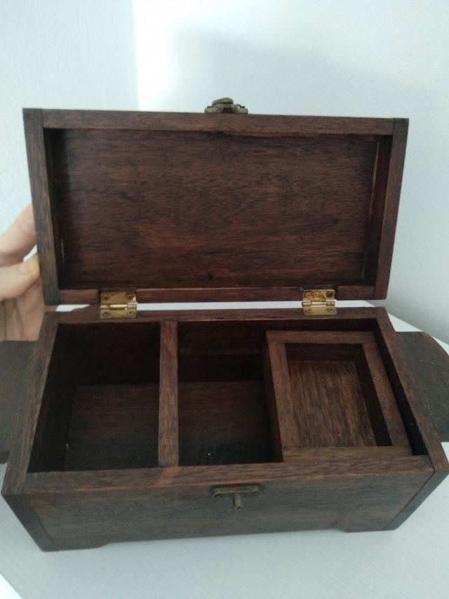 CAJA DE MADERA MACIZA
