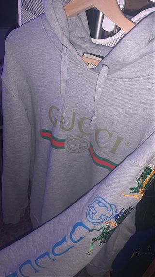 Sudadera gucci detalle dragón. de segunda mano por 380 EUR en Madrid en  WALLAPOP