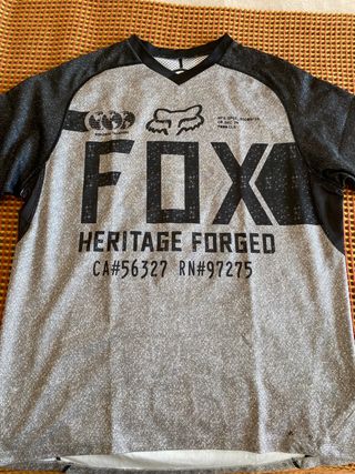 Camiseta FOX mtb de segunda mano por 20 EUR en Alcalá de Henares en WALLAPOP