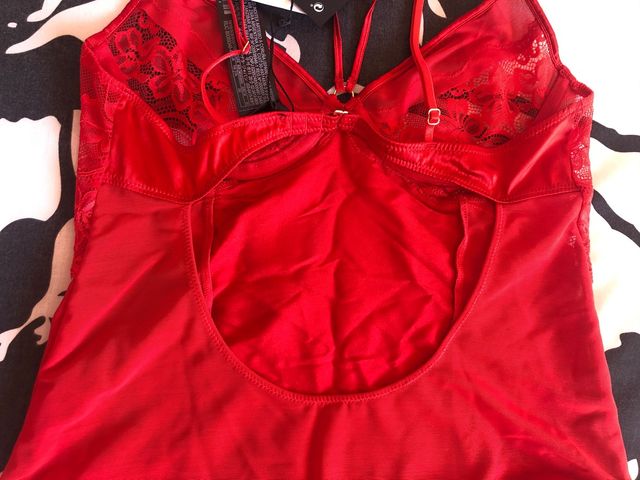 Body lencero de seda de Zara