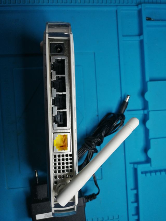 ROUTER NEUTRO NETGEAR