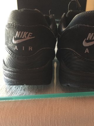 Zapatillas Nike air max 38 de segunda mano por 30 EUR en Sevilla en WALLAPOP