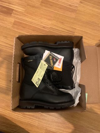 Botas militares goretex Yturri de segunda mano por 65 EUR en Ávila en  WALLAPOP