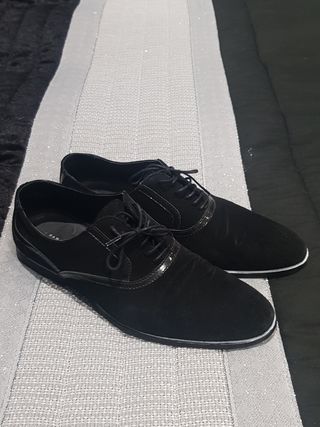 Zapatos Zara hombre talla 42 de segunda mano por 10 EUR en Lugo en WALLAPOP