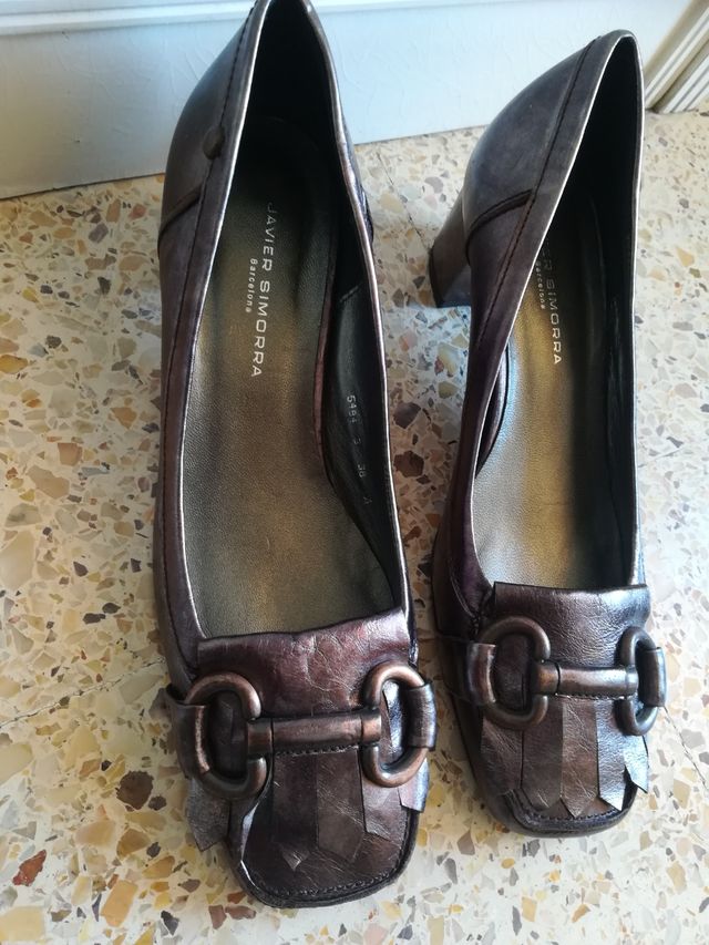 Styletos Mocasines Javier Simorra gris metalizado