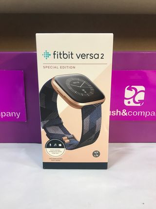 Reloj SmartWatch Fitbit versa 2 Special Edition de segunda mano por 79,99  EUR en Molina de Segura en WALLAPOP