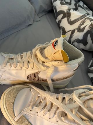 Nike blazer mid \\' 77 serpiente de segunda mano por 50 EUR en Valencia en  WALLAPOP