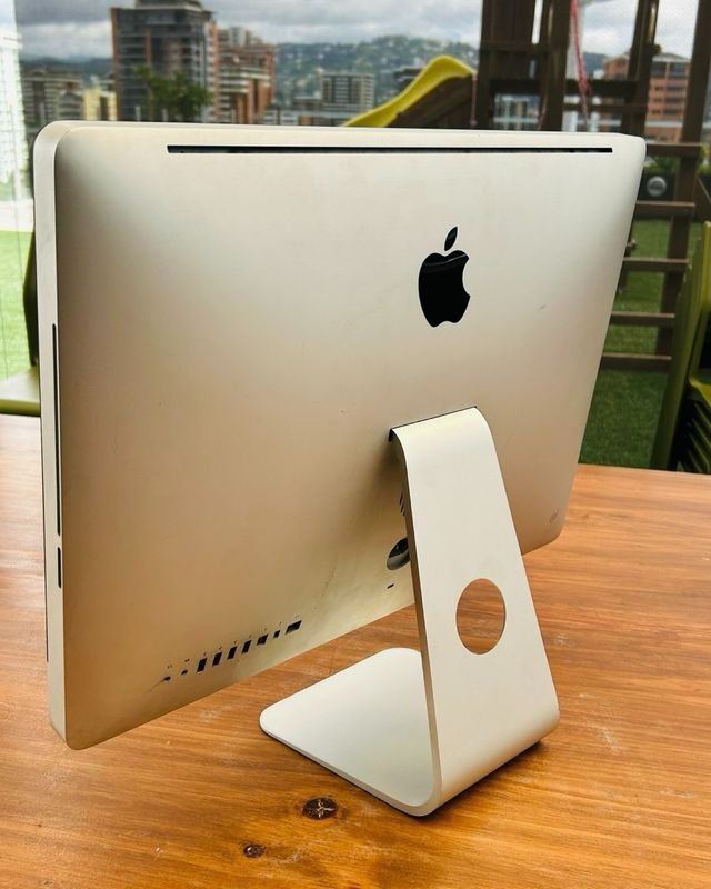 iMac 21" con SSD, Office y PDF