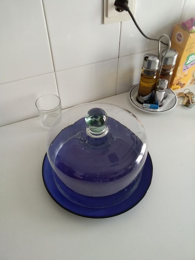 Quesera nueva y grande