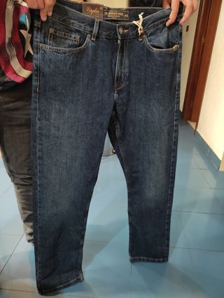 Pantalón nuevo vaquero.corte inglés. hombre, chico de segunda mano por 10  EUR en Ametzola en WALLAPOP