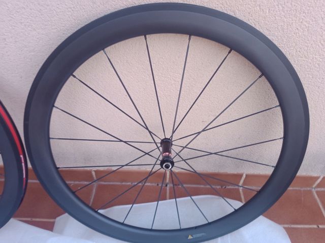 Juego de ruedas de carbono.