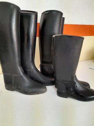 BOTAS DE MONTAR A CABALLO se venden por unidades de segunda mano por 5 EUR  en Molino de La Hoz en WALLAPOP