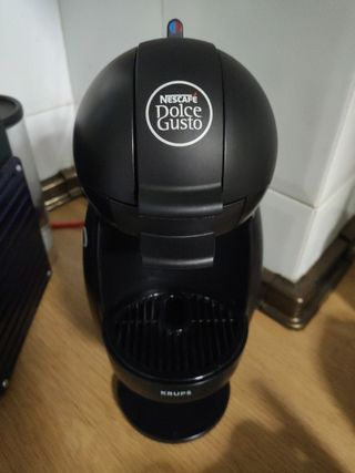 Cafetera cápsulas Dolce Gusto Krups. de segunda mano por 25 EUR en El  Sobradillo en WALLAPOP