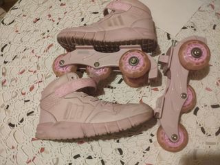 Zapatillas Mustang y Patines de segunda mano por 35 EUR en Madrid en  WALLAPOP