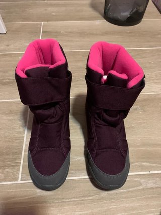 Botas nieve. Talla 37. de segunda mano por 15 EUR en Cubelles en WALLAPOP
