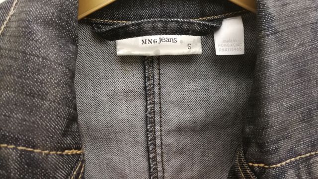 Cazadora vaquera larga.