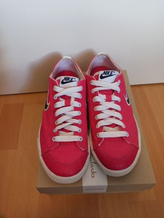 Zapatillas Nike número 39 de segunda mano por 12 EUR en Palencia en WALLAPOP