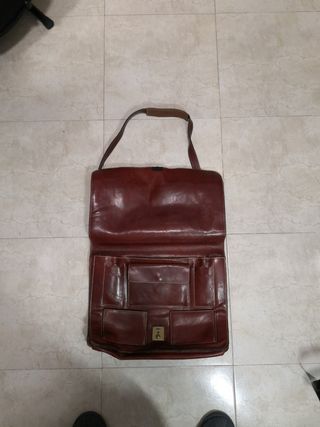 Maletín pielnoble rustic de segunda mano por 80 EUR en Barcelona en WALLAPOP