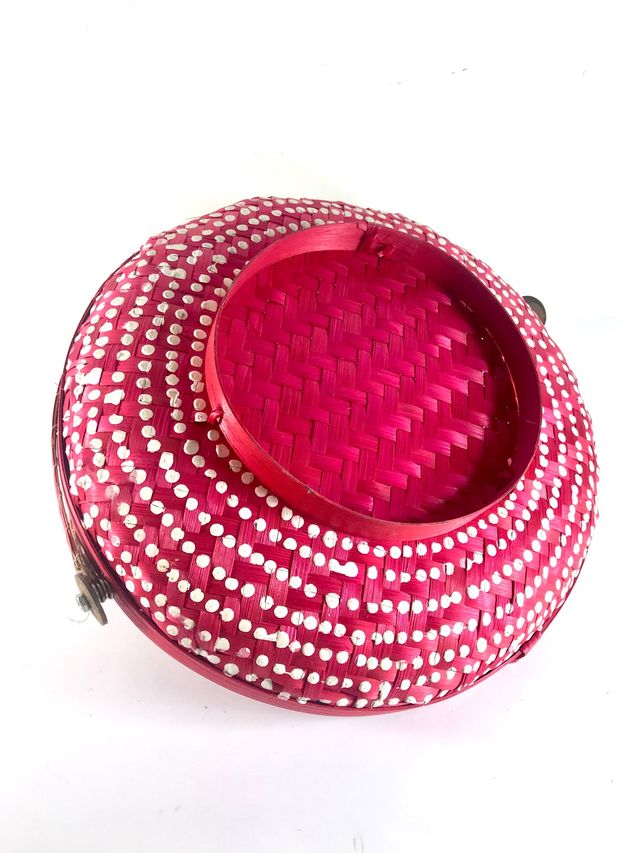 Cesta frutero de bambú con mosquitera  color rojo