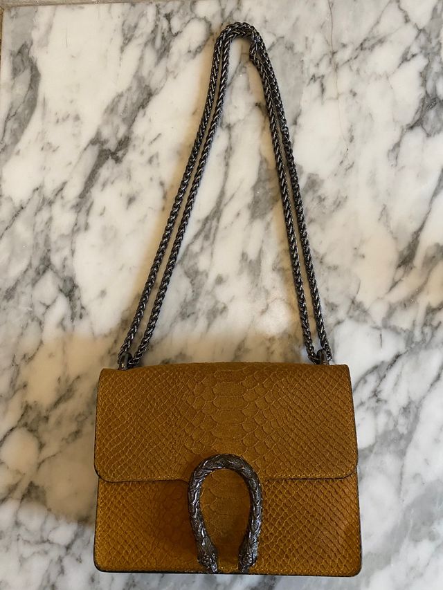 Bolso cuero camel