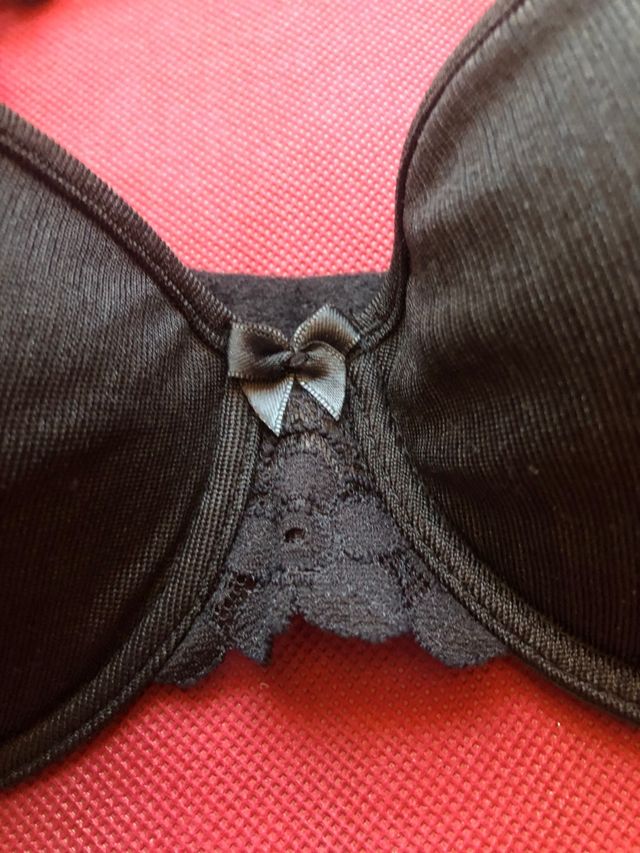 Sujetador marca Little Kiss color negro