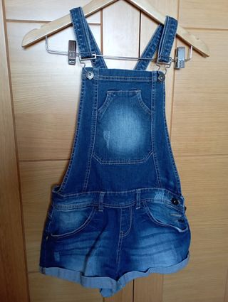 Peto corto vaquero mujer S de segunda mano por 7 EUR en La Flecha en  WALLAPOP