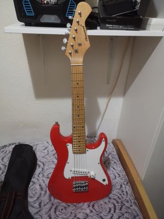 Guitarra Eléctrica Burswood de segunda mano por 70 EUR en Barcelona en  WALLAPOP
