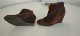 Botines de ante ETIEM de segunda mano por 20 EUR en Santander en WALLAPOP