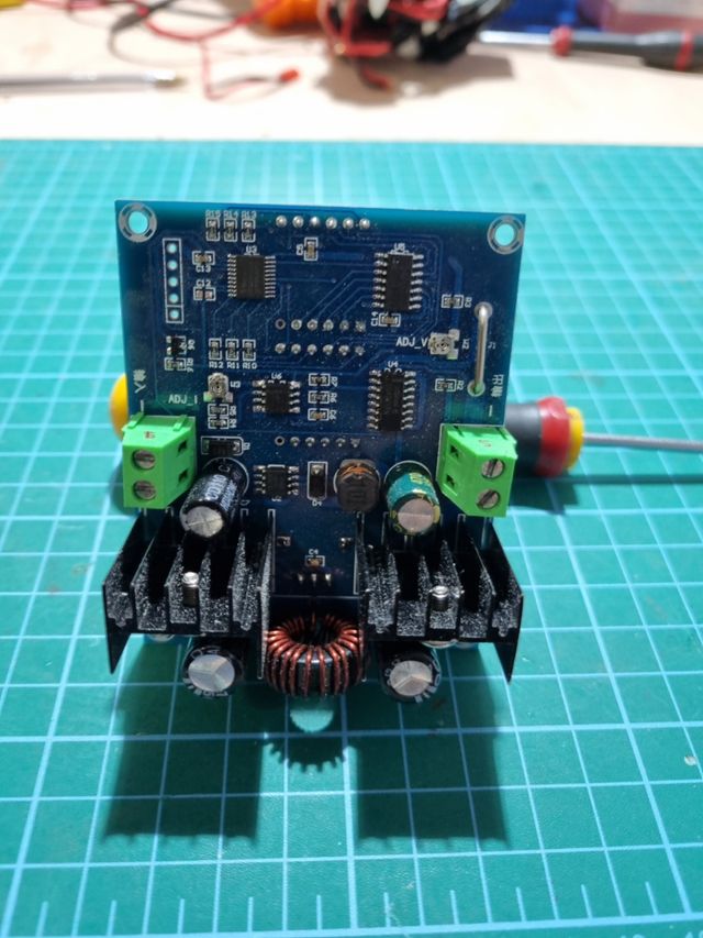 regulador voltage 36V