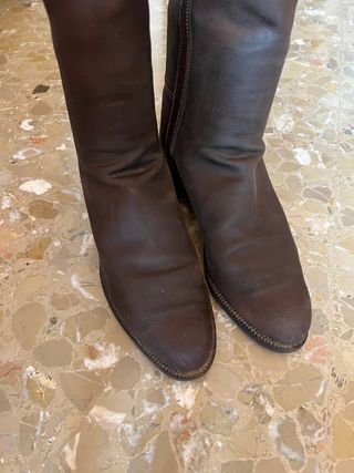 Botos camperos hechos a mano 41 de segunda mano por 90 EUR en Sevilla en  WALLAPOP