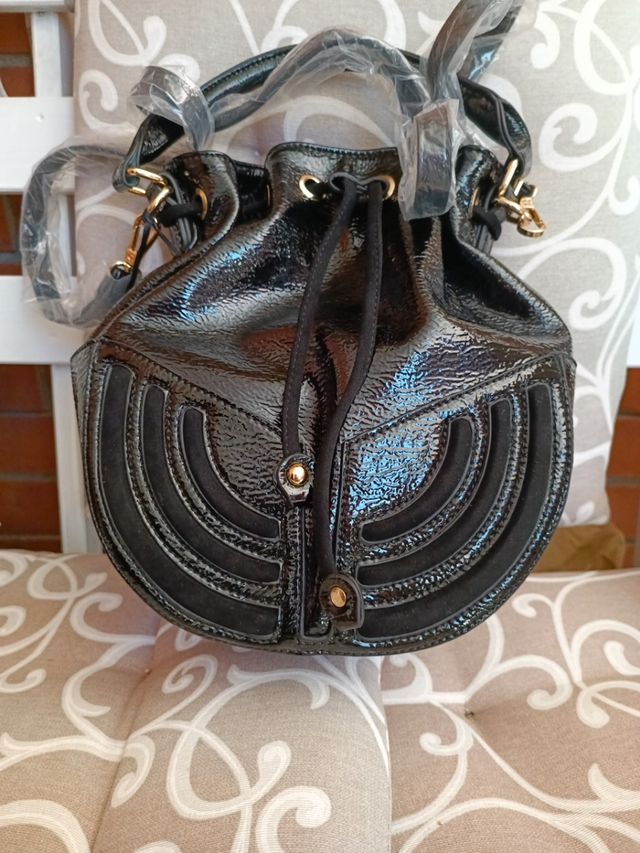 bolso efecto charol. Morgan de toy