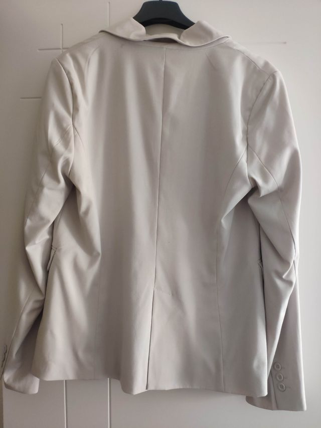 Americana mujer beige talla 42