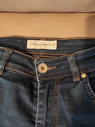 Vaqueros Purificación García de segunda mano por 10 EUR en Cartagena en  WALLAPOP