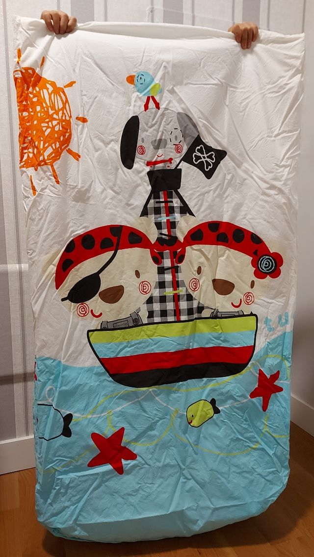 Edredón y protector de cuna