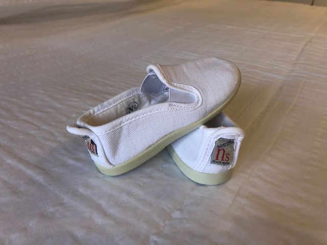 LOTE ZAPATOS Y BAMBAS BEBÉ NIÑA