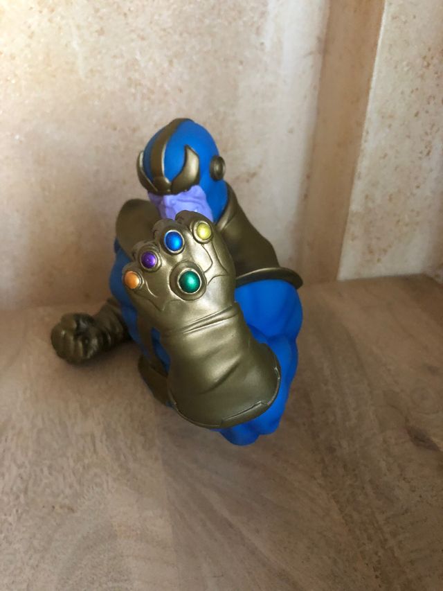 Hucha Thanos