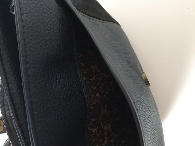 Bolso de piel y ante