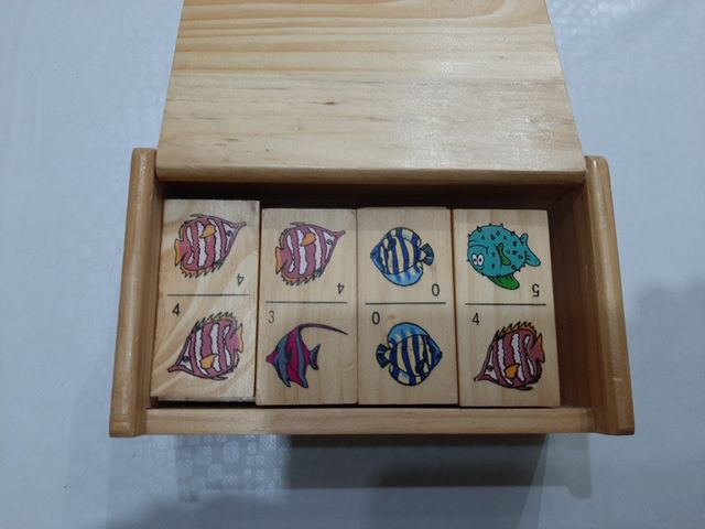 Domino de madera para niños y niñas