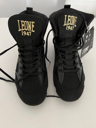 Zapatillas boxeo Leone de segunda mano por 55 EUR en Madrid en WALLAPOP