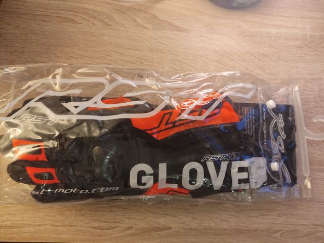 Guantes motera (sin estrenar)